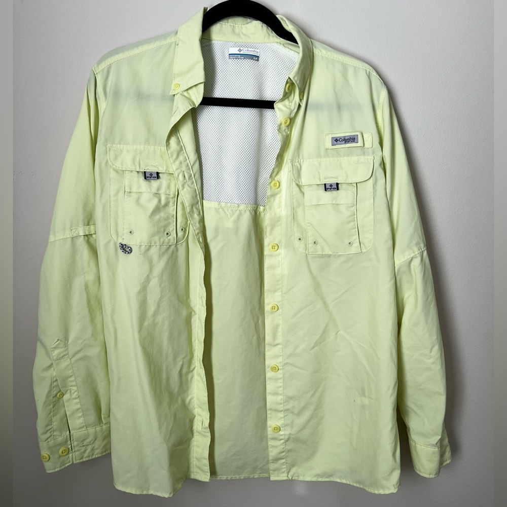 Columbia long-sleeve PNG shirt. Size sm.